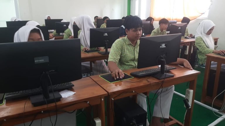 WhatsApp Image 2025-10-30 at 18.37