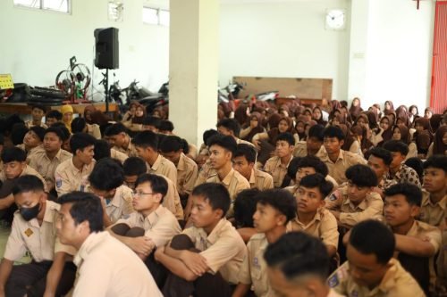 KULIAH_TAMU 5