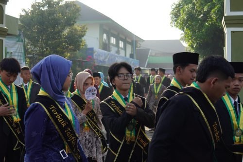 WISUDA-2025-16